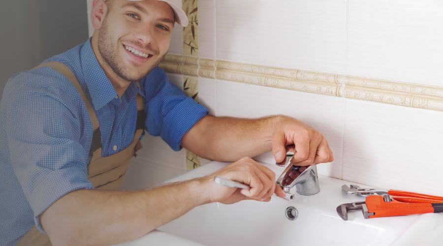 Local expert plumbing services in Calliham, TX